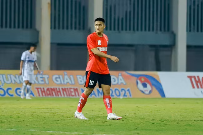 Mới đây, trong trận chung kết giải U23 châu Á, lần nữa cổ động viên Trung Quốc lại xuýt xoa, bàn tán về nhan sắc cầu thủ đội tuyển U23 Việt Nam. 