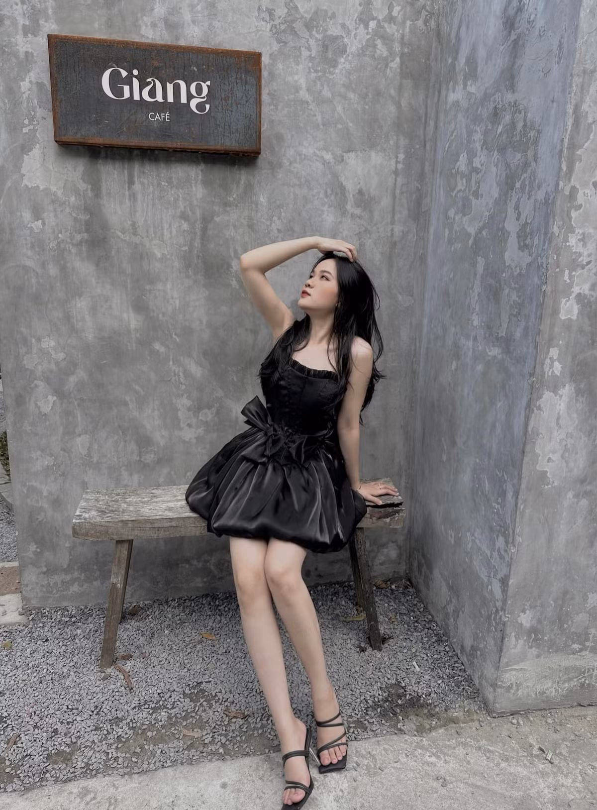 Yêu chàng hậu vệ của U23 Việt Nam, An Nhân được quan tâm tỉ mỉ từ bữa ăn đến giấc ngủ. Cô từng nhiều lần chứng kiến anh giúp đỡ người khác nên càng tin tưởng hơn vào bản tính lương thiện của anh chàng.