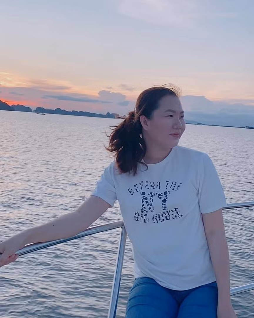 Thúy Kiều và Ngọc Trinh không chỉ là mối quan hệ công việc bình thường mà thân thiết như chị em trong nhà.