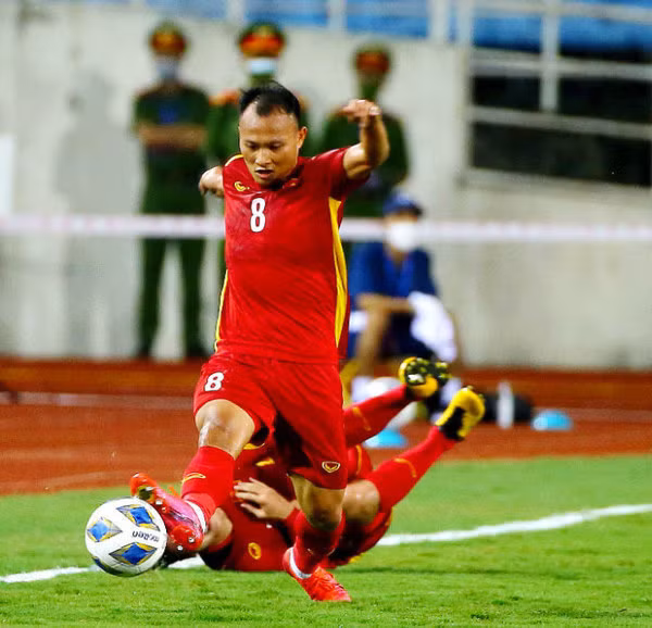 Theo thời gian, anh đã không khiến HLV Park và người hâm mộ thất vọng khi chơi cực tốt và bản lĩnh tại AFF Cup 2018.