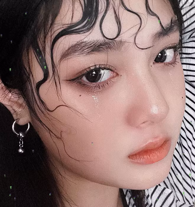 Tuy nhiên, vì còn trẻ nên Yến Ngọc lúc nào cũng tích cực và nỗ lực không ngừng.