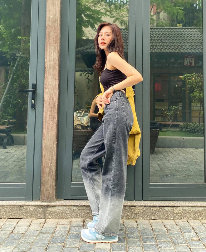 Bên cạnh chuyện ngoại hình, Mai Âm Nhạc cũng được netizen hỏi ý kiến về 419 (tình một đêm) và FWB (friends with benefits - bạn tình).