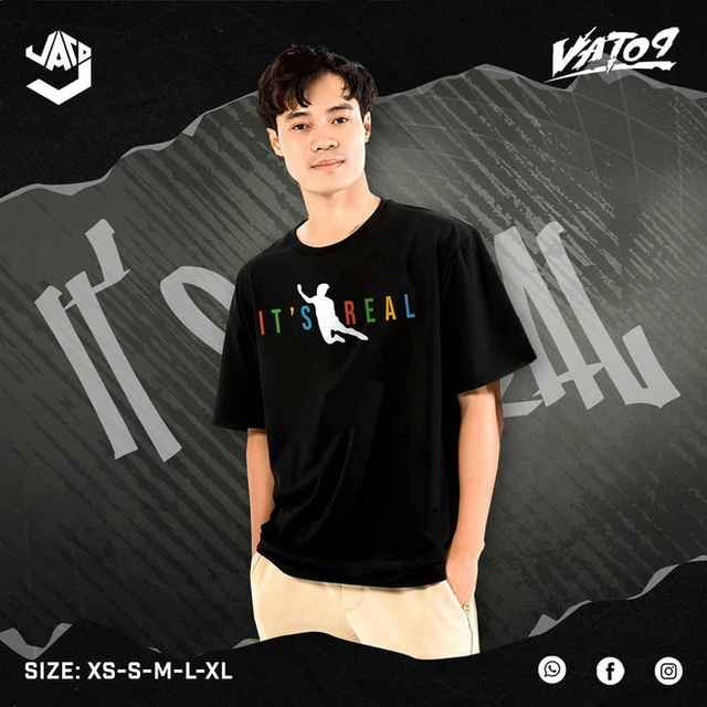 Ngoài biệt thự ở quê, Văn Toàn cũng có nhà riêng nằm trong một khu chung cư cao cấp ở Hà Nội với bộ sưu tập gấu đồ chơi BearBrick có giá hàng trăm triệu đồng. Chàng cầu thủ đã có cuộc sống đủ đầy, với cả danh tiếng và tài sản. Có lẽ điều anh còn thiếu duy nhất hiện tại là một cô dâu.