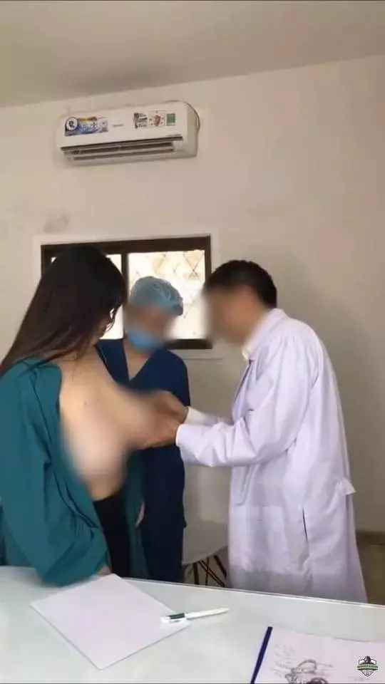 Cuối tháng 8/2018, Thu Trang quyết định phẫu thuật thu nhỏ ngực và hút mỡ bụng, đùi.