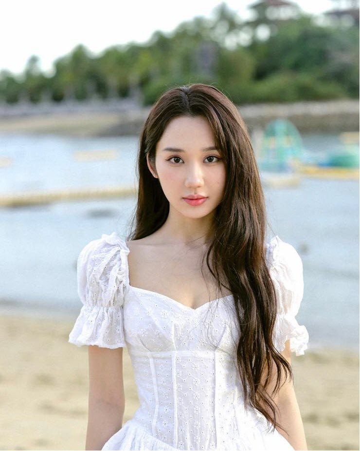 Mina Young không chỉ là nữ streamer có nhan sắc xinh đẹp mà còn nức tiếng là một game thủ đầy kỹ năng của tựa game đình đám.