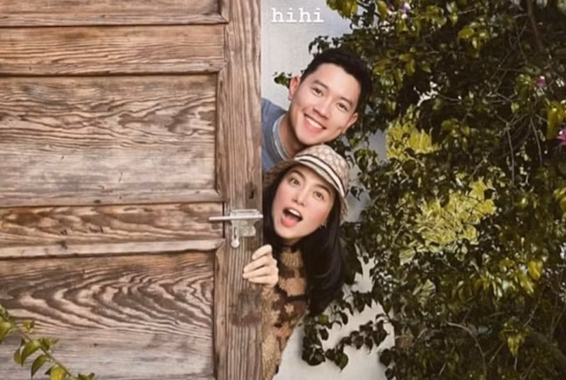 Chính những lần bóc mẽ nhau của Hà Trúc và Quang Đạt mang đến cho các fan nhiều tiếng cười và cũng từ đó không ít những bình luận bá đạo, dí dỏm cũng được gửi đến cặp đôi trên.