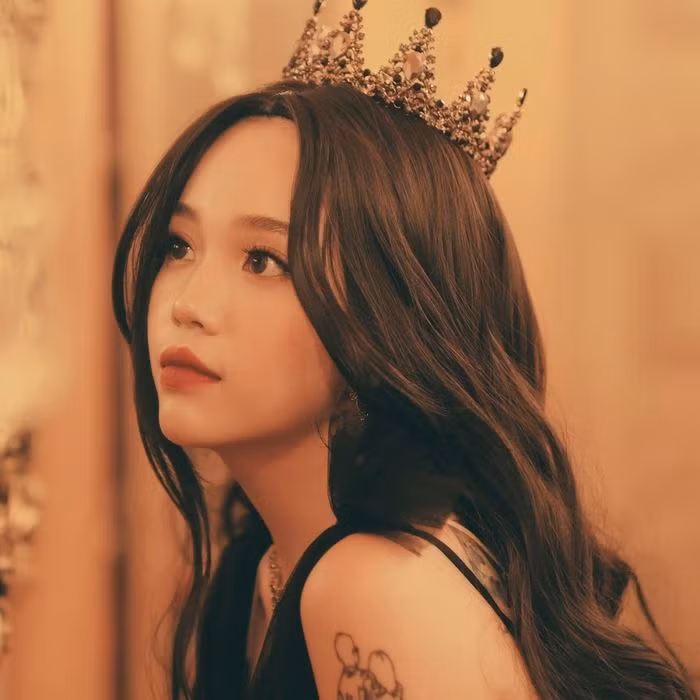 Linh Ngọc Đàm sẽ cần thêm nhiều thời gian nữa để luyện tập lái xe (trong game) nếu muốn trở thành một tay lái thực thụ ở cả trong thế giới ảo và xa hơn là ngoài đời thực.