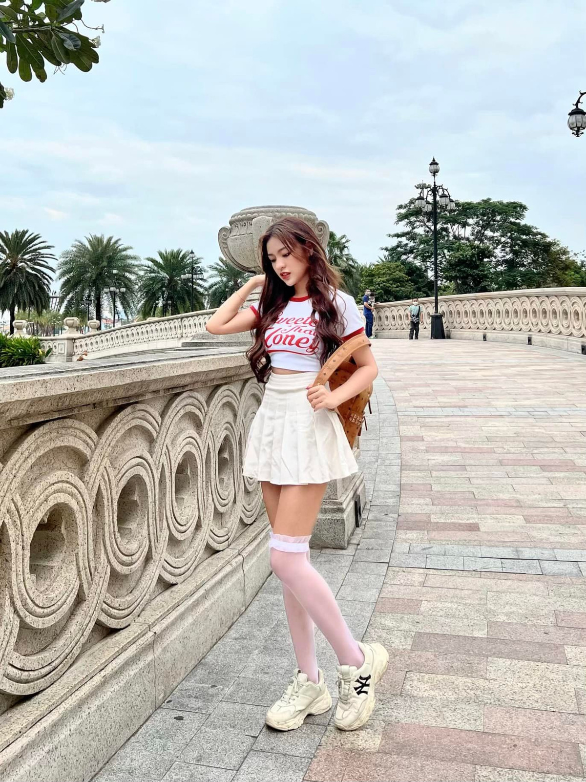 Thanh Tâm từng viết: "Đăng cái này cho các bé có động lực giảm cân nè. 2015 mình 65kg và không biết làm đẹp gì hết. 2020 mình 50kg và đã niềng răng xong. Dậy thì thành công là tự bản thân mình cố gắng nha. Nhiều bạn nói mình sửa, mình mà sửa ba má mình đánh đấy".