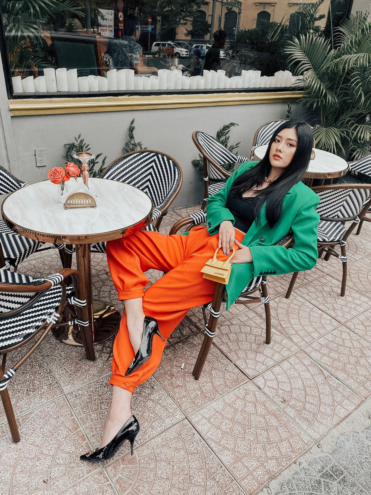 Người ta vẫn nói chúng chỉ dành cho những người có hình thể đẹp vì nó sẽ dễ dàng tố cáo khuyết điểm hình thể của bạn. Gu ăn vận ấn tượng là một trong những điểm cộng của Huỳnh Tiên.