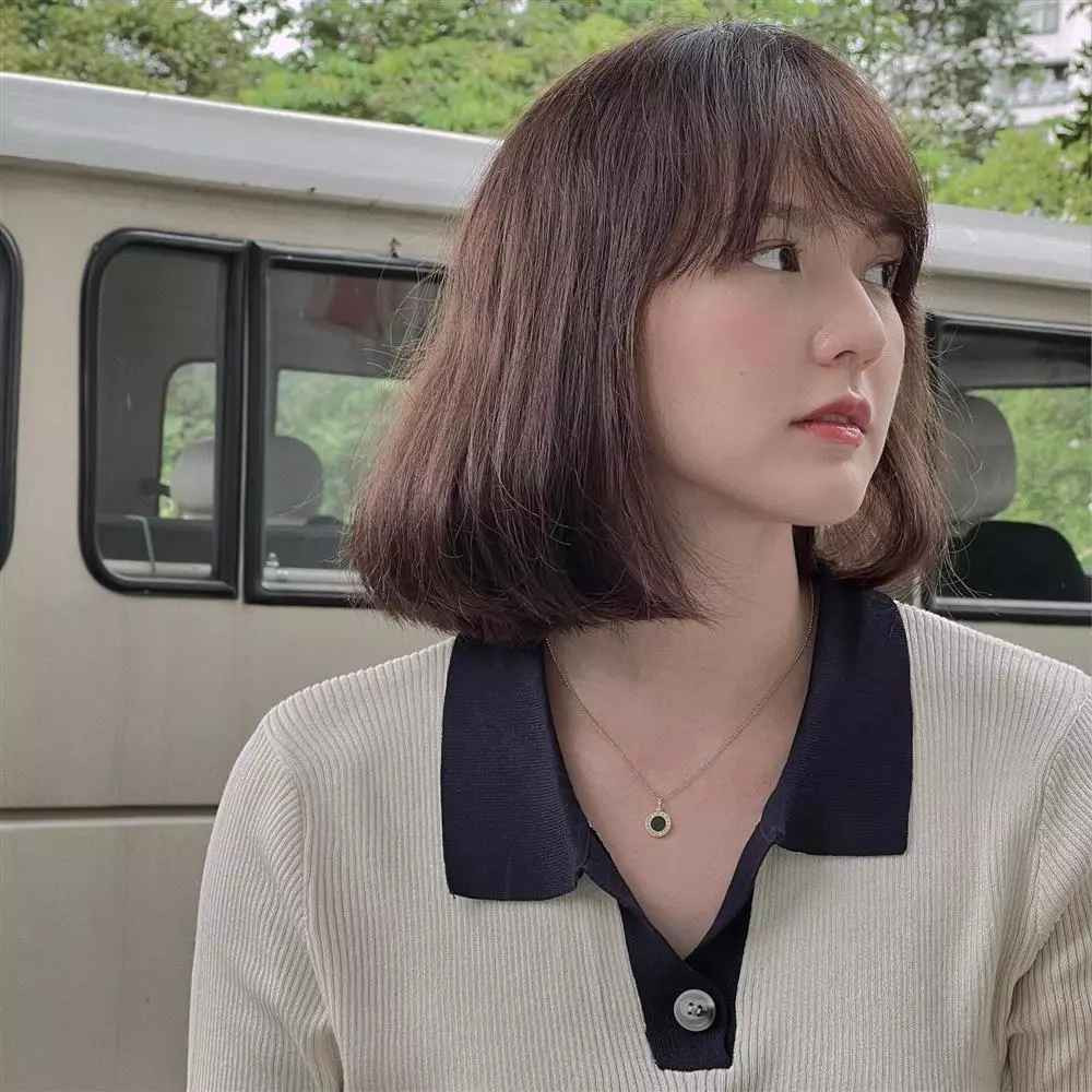 Đây được xem là ảnh hồi bé hiếm hoi của Hải Tú. Bởi lẽ các hình ảnh ngày xưa được cô nàng chia sẻ trước đó đều là khi đã thành mẫu ảnh tuổi teen.