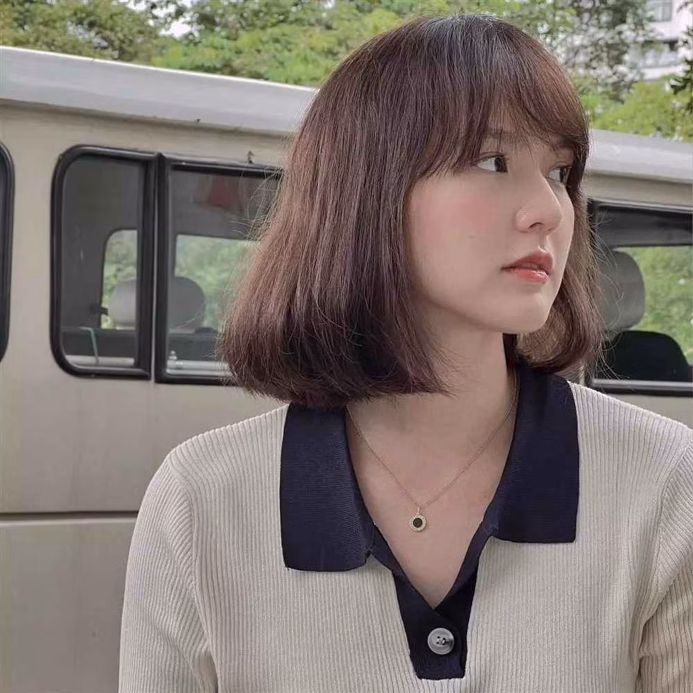 Đây được xem là ảnh hồi bé hiếm hoi của Hải Tú. Bởi lẽ các hình ảnh ngày xưa được cô nàng chia sẻ trước đó đều là khi đã thành mẫu ảnh tuổi teen.