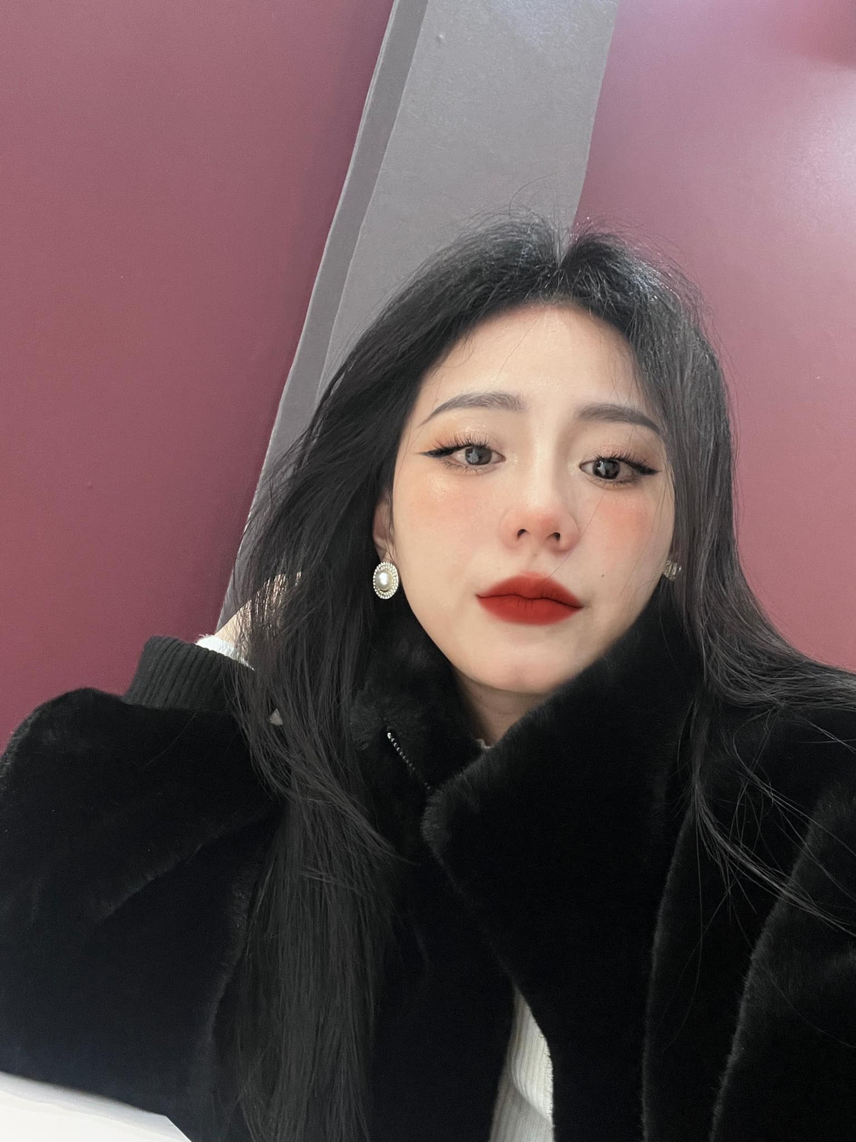 Quay lại thời điểm mới nổi tiếng, Minh Thu chia sẻ mong muốn tiếp tục dạy livestream miễn phí trên các nền tảng và mở lớp dạy trực tiếp.