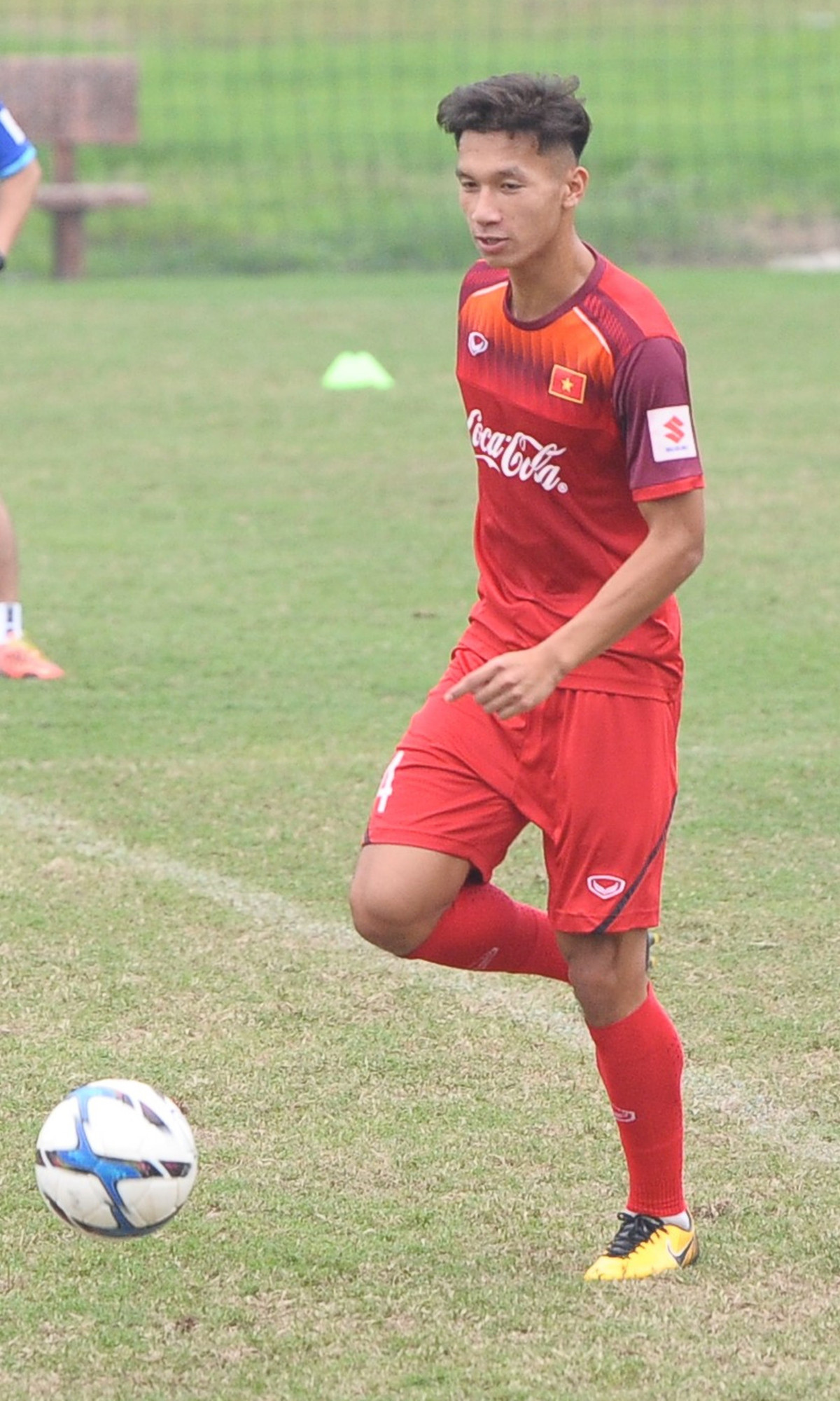 Việc được HLV Park Hang Seo triệu tập lên ĐTQG Việt Nam sẽ là cơ hội rất tốt cho Văn Đạt khi được học hỏi từ những cầu thủ hàng đầu của bóng đá Việt Nam.