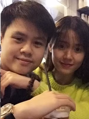 Càng hạnh phúc hơn khi mình lấy được người ta vào lúc mình vững chãi nhất, không gánh nặng cơm áo gạo tiền rồi vui vẻ cùng chồng sống những ngày tháng an nhiên tự tại, không áp lực lo âu. Tài sản đất đai khắp nơi, bốn biển là nhà, tha hồ trồng rau nuôi cá và nuôi dạy con cái. Hạnh phúc biết mấy". Midu chia sẻ thêm