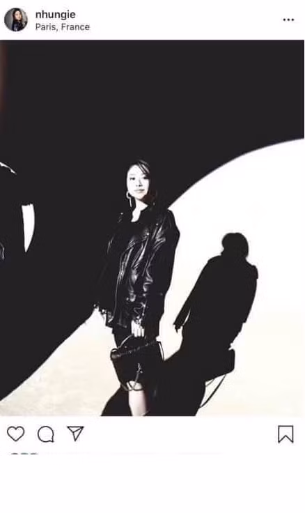 Theo báo cáo, cô gái là Nguyễn Hồng Nhung, sinh năm 1993, hiện đang là quản lý của một 1 khách sạn có địa chỉ ở phố Trúc Bạch, quận Ba Đình, Hà Nội. Được biết trước đó, Nhung đã tới vùng dịch COVID-19 tại Ý và sang Pháp, Anh du lịch, gặp gỡ người thân nhưng sau khi về Việt Nam, cô gái này đã không khai báo để tránh phải cách ly.