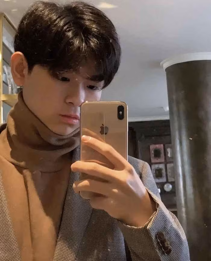 Sở dĩ có lời cảm ơn này là bởi sau khi xuất hiện trên story của Ngọc Trinh vào cuối năm 2019, Gia Kỳ xuất hiện trên truyền thông và được biết đến nhiều hơn.