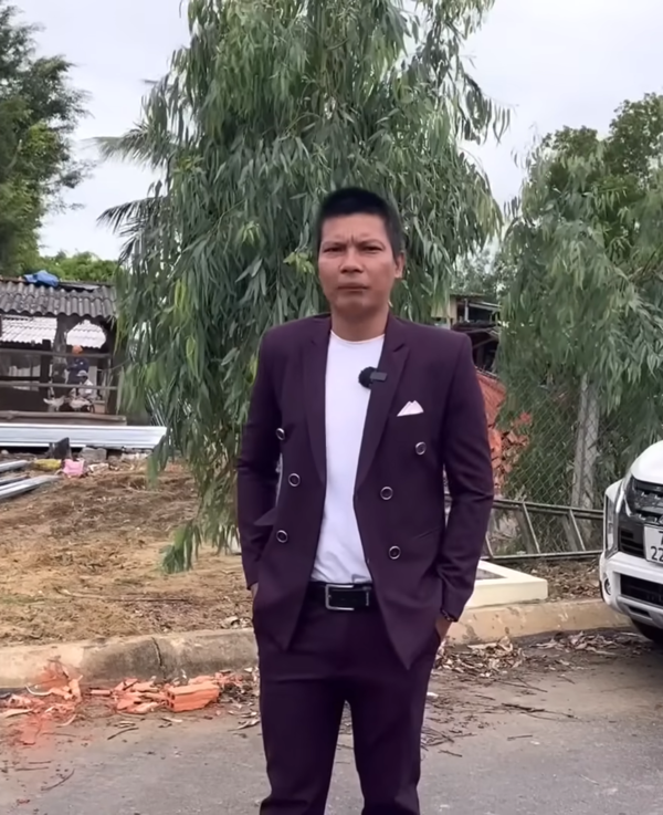 Bị hàng xóm phán xét việc mở công ty, Lộc Fuho phản ứng sao? Bi hang xom phan xet viec mo cong ty, Loc Fuho phan ung sao?