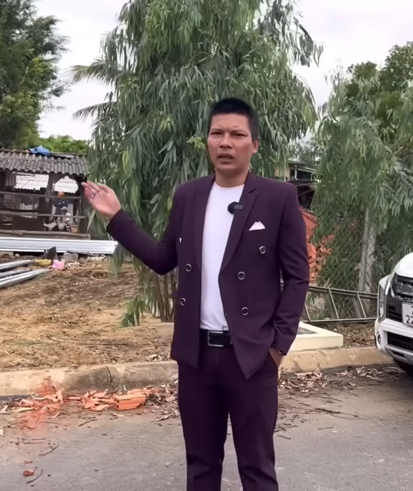 Tuy nhiên, nhiều người cho rằng hiện tượng mạng này không biết làm mà còn mở công ty xây dựng để “làm màu”. Đứng trước sự phán xét này, Lộc Fuho đã lên tiếng đáp trả.