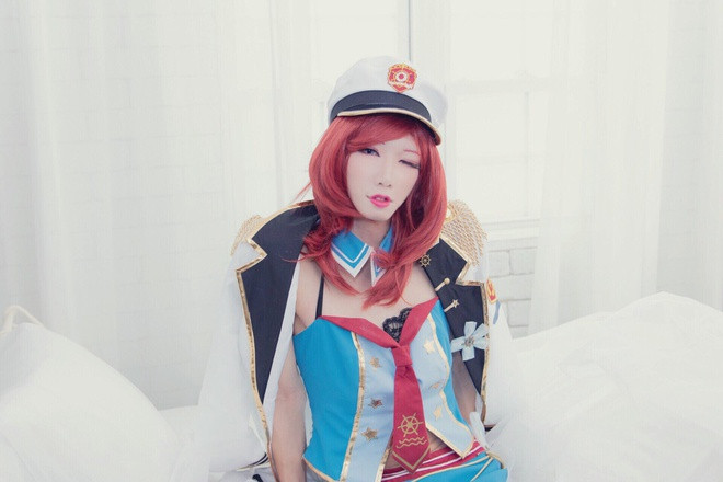 @Makina_Jeanne tiết lộ ngoại hình thật không chỉ trở thành tâm điểm chú ý trong cộng đồng cosplay mà còn cả nhiều fan của anh.