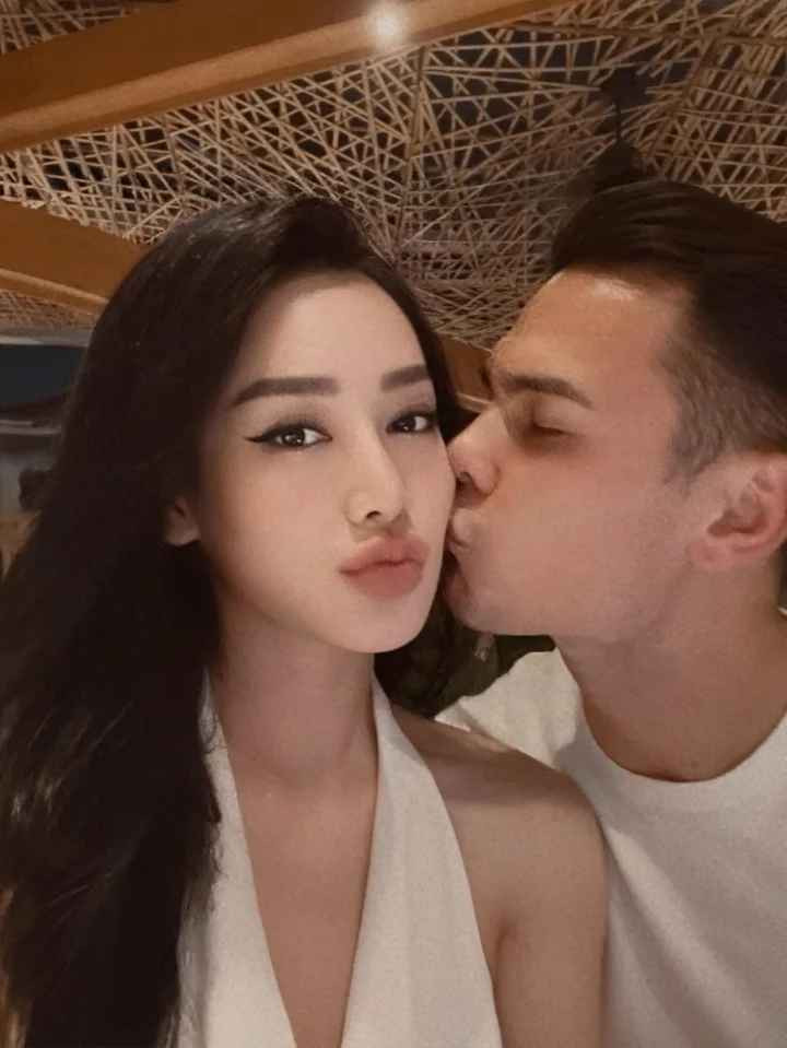 Dù đã 33 tuổi, Helen Thanh Thảo vẫn giữ được thân hình nóng bỏng, thu hút mọi ánh nhìn.