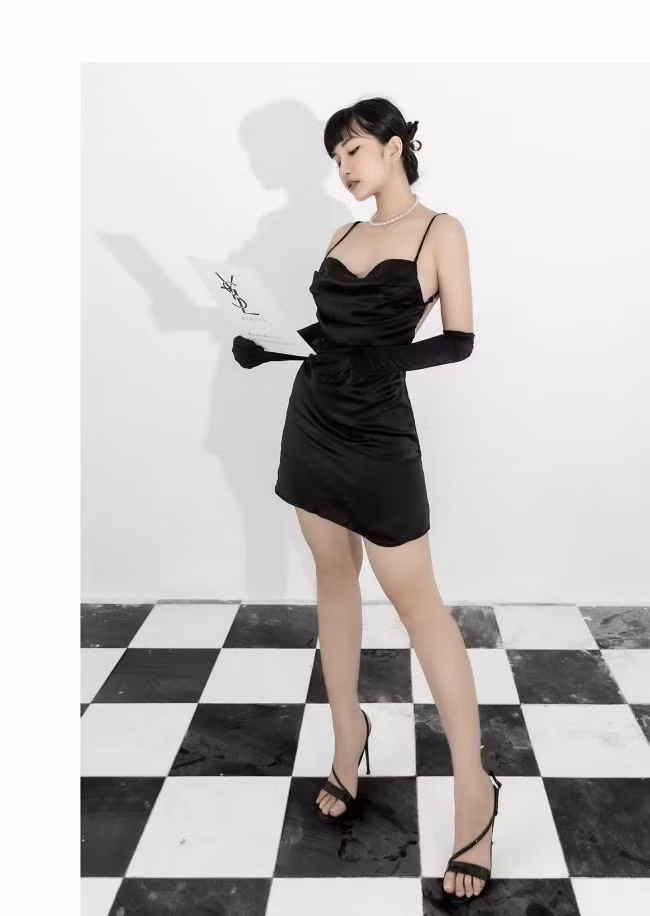 Heri Trương chia sẻ, cô từng khá mập mạp, vóc dáng thiếu cân đối. Nhưng năm 18 tuổi, cô quyết tâm tập gym để thay đổi ngoại hình.