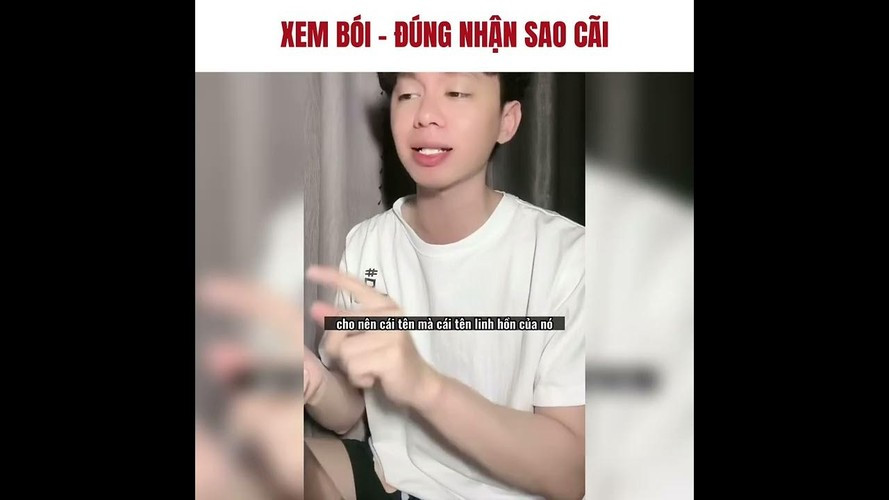 Câu nói “đúng nhận sai cãi” của cô đồng này hiện đang viral "chóng mặt" trên mạng xã hội.