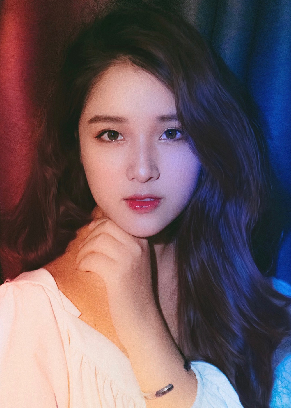 Phần lớn đều là tiêu cực, cho rằng sự nổi tiếng cũng đã "tha hoá" Thanh Nga.