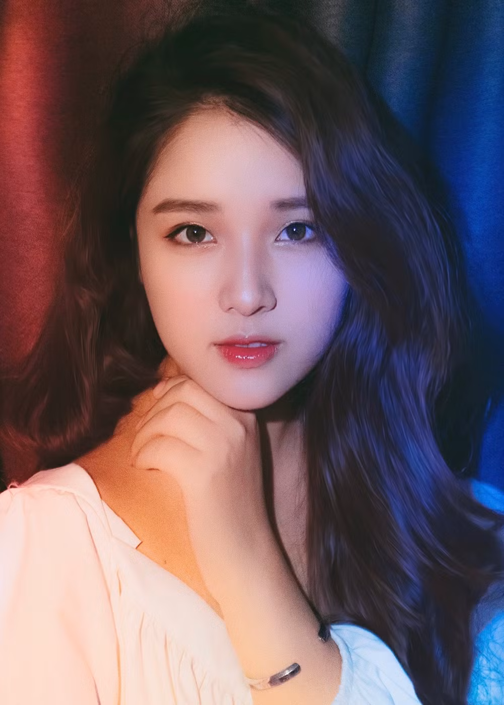 Phần lớn đều là tiêu cực, cho rằng sự nổi tiếng cũng đã "tha hoá" Thanh Nga.