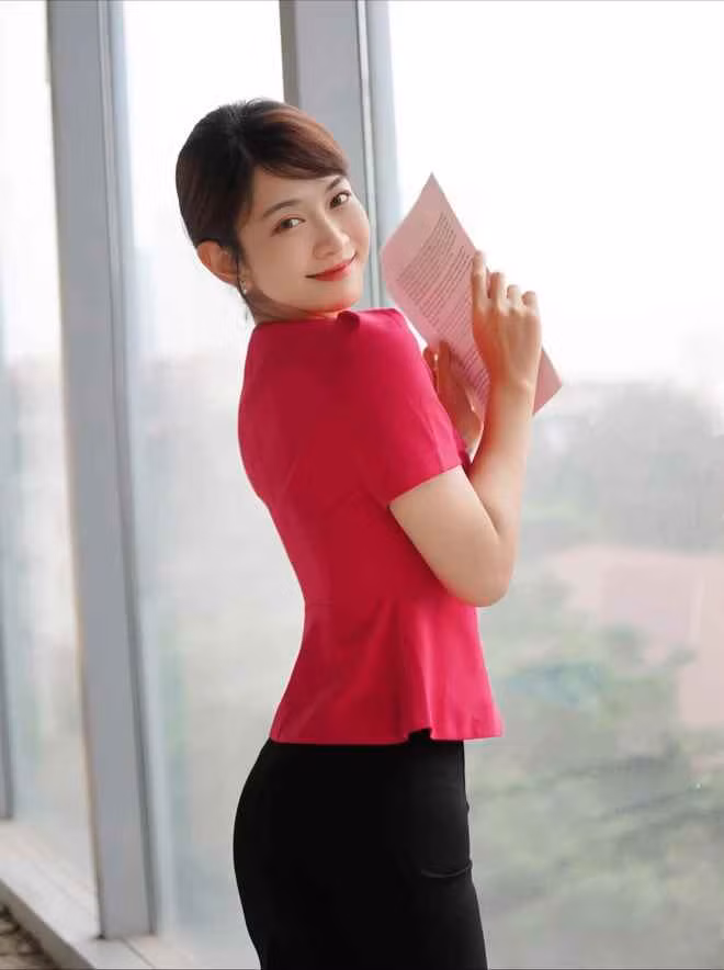 Le Bong tiet lo can nang khung trong qua khu nghe ma nga ngua