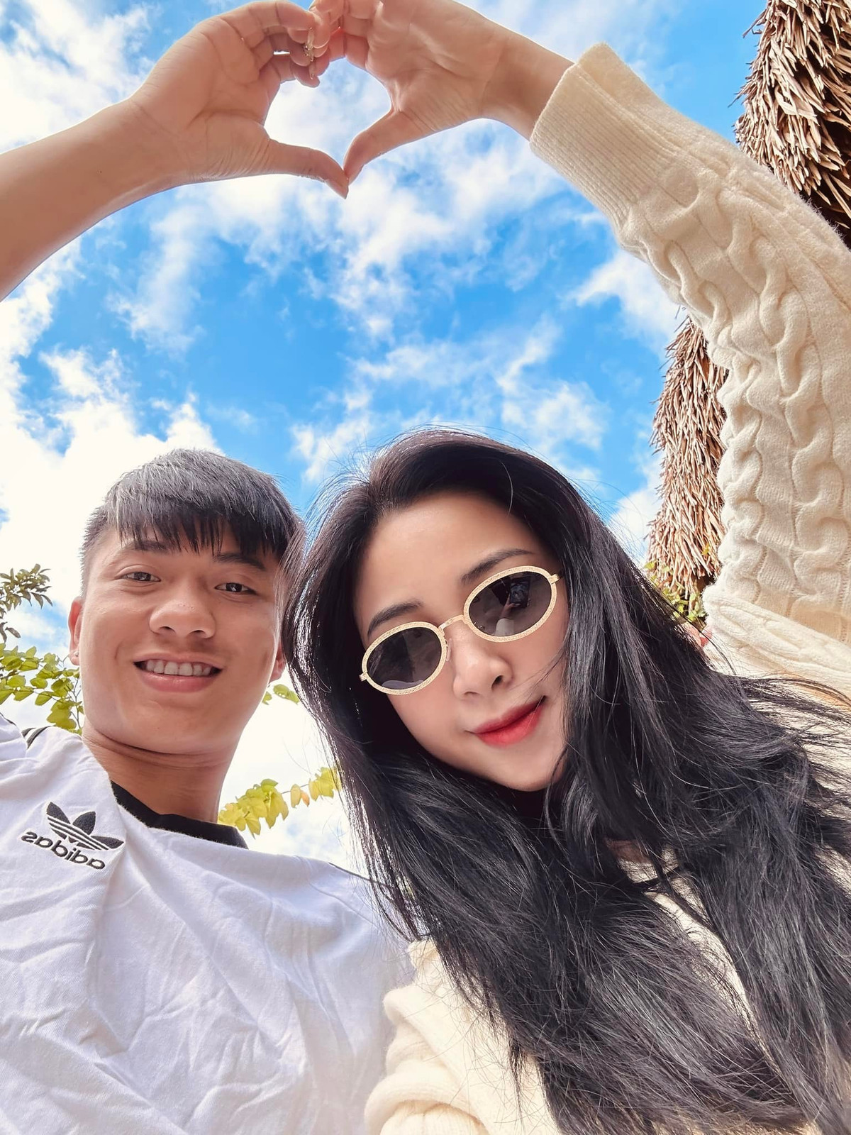 Tổng số tiền trong 2 ngày mà Phan Văn Đức chuyển cho vợ lên đến 2 tỷ đồng.