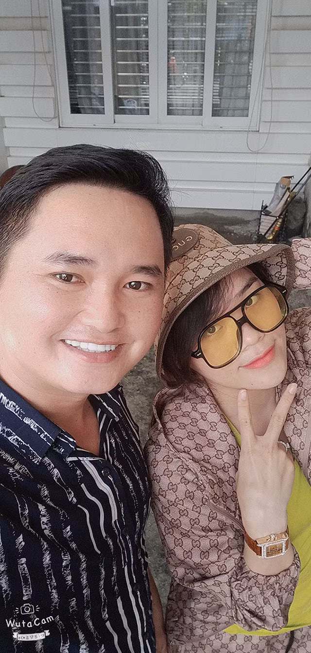 Được biết, Ngân Thảo đang làm công việc bán hàng online và có nhiều khán giả vẫn yêu thương, ủng hộ.