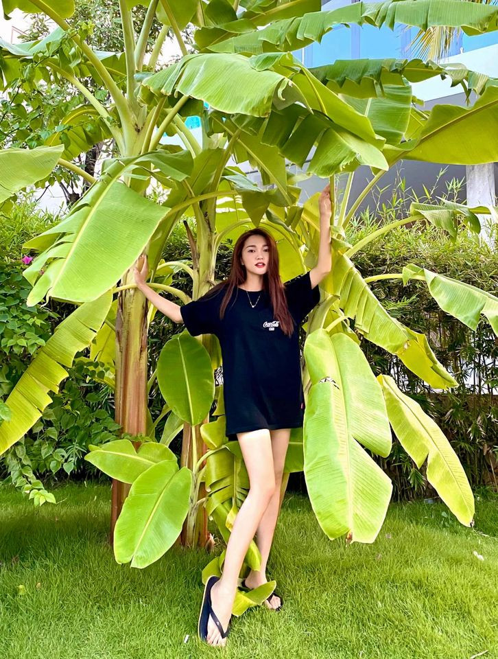 Nếu theo dõi trang cá nhân của Nguyễn Thị Ngọc Nữ nhiều người cũng nhận thấy gần đây cô nàng đang chuyển sang phong cách quyến rũ.