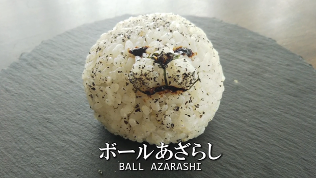 Mới đây, cộng đồng Youtube ở Nhật Bản đang xôn xao về một kênh chuyên làm các clip trang trí cơm nắm với nhiều ý tưởng hay ho và độc đáo.