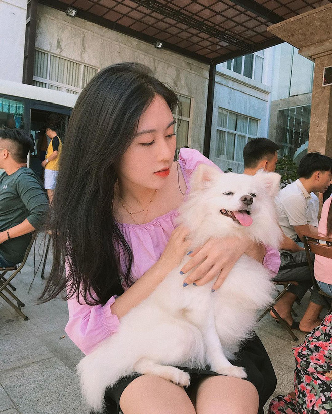 Đâu chỉ có gương mặt cuốn hút, Châu Trân sở hữu vóc dáng cực chuẩn của gái xinh,