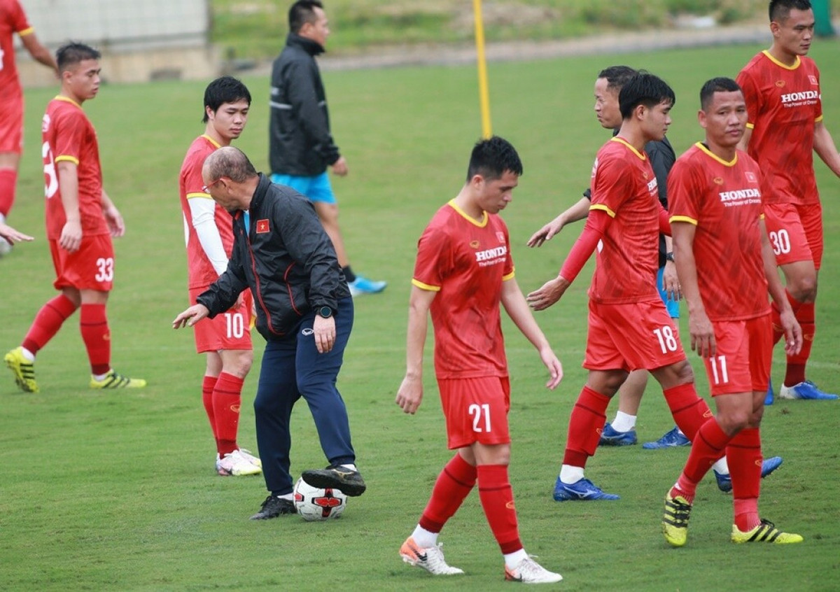 Cong thuc chien thang cu, DT Viet Nam song sao o VL World Cup?