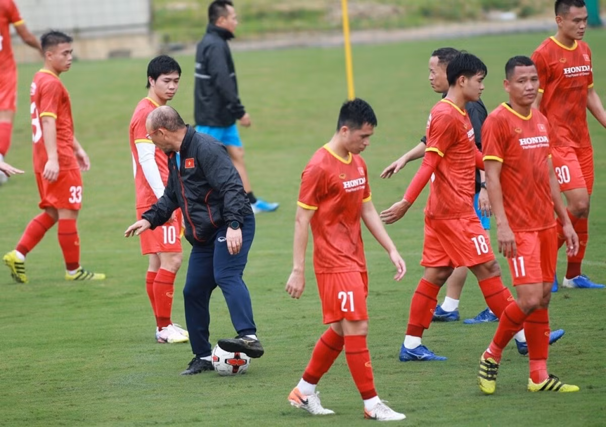 Cong thuc chien thang cu, DT Viet Nam song sao o VL World Cup?