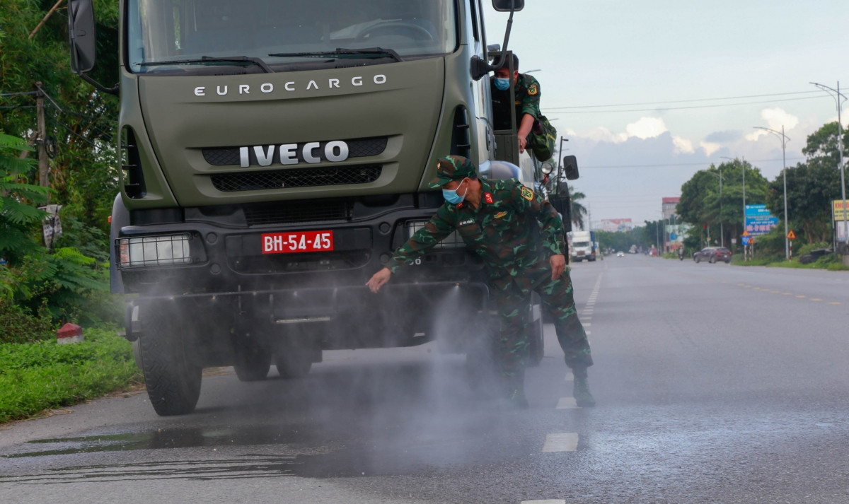 Khu vực thực hiện nhiệm vụ: các tuyến đường liên thôn, liên xã, khu phố, đường làng, ngõ xóm; khu vực cách ly, phong tỏa, khu công nghiệp...