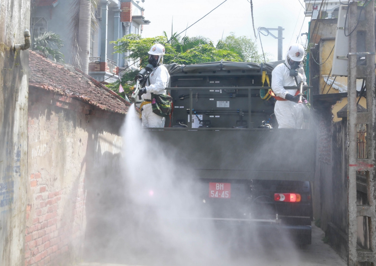 Sau khi hoàn thành nhiệm vụ toàn bộ phương tiện, trang bị và người sẽ được tiêu độc khử trùng theo quy định để hành quân trở về đơn vị.