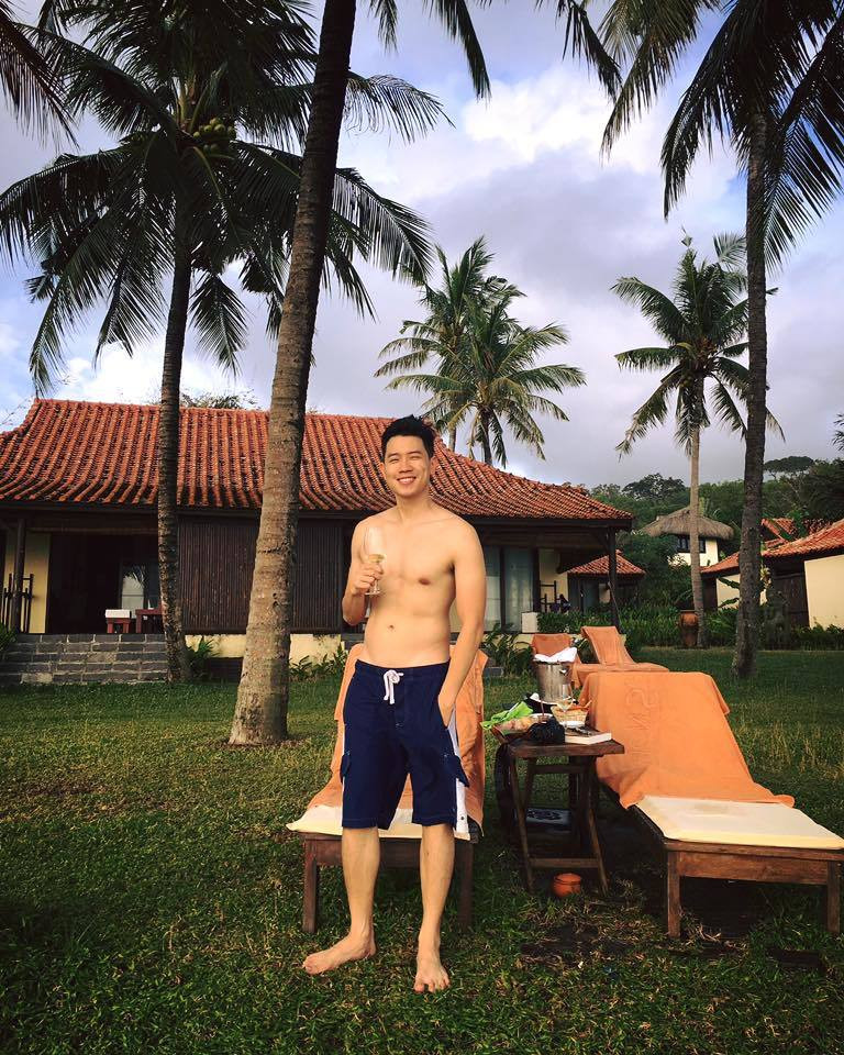 Bộ ảnh đón Tết của Quang Đạt được đông đảo netizen vào thả tim và bày tỏ sự ghen tị với Hà Trúc.