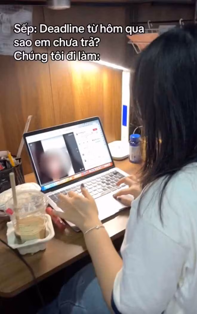 Theo nghĩa đen, Matcha hunter được tạm hiểu là "thợ săn trà xanh". Đây là từ ám chỉ quá trình lần theo dấu vết để tìm ra người thứ 3 trong mối quan hệ, ăn theo series "cô bảo mẫu tuyệt vời của gia đình tôi" đang rầm rộ trên MXH những ngày vừa qua.