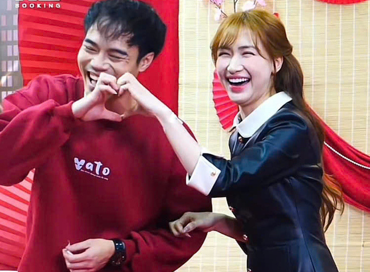 Mối quan hệ giữa tiền đạo Nguyễn Văn Toàn và ca sĩ Hòa Minzy luôn nhận được nhiều sự quan tâm của người hâm mộ.