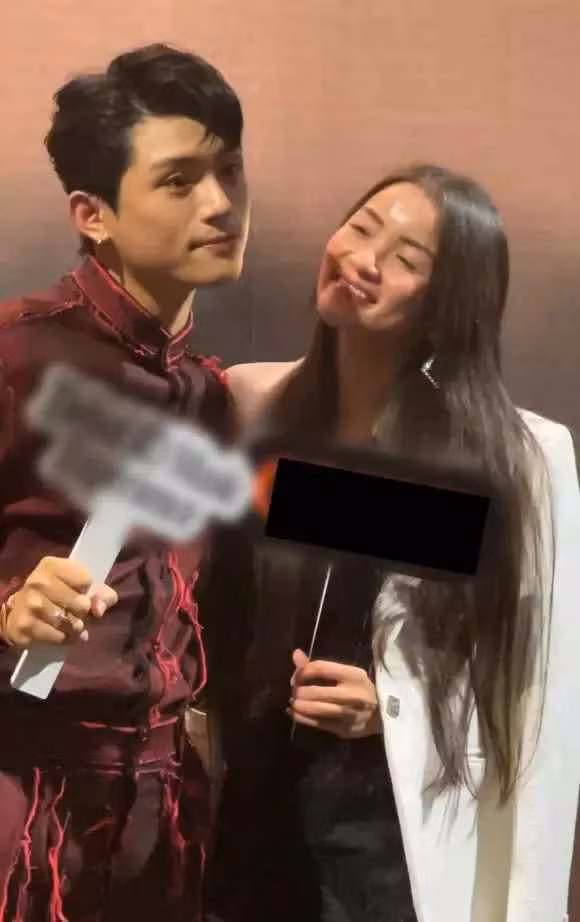 Sau khi trở về Việt Nam, Thủy Top nhận chức vụ trưởng ban biên tập của một chương trình liên quan đến mảng thời trang, làm đẹp.