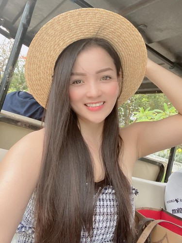 Có lẽ, càng trưởng thành, Thủy Top càng muốn yên ổn, không thích sống thị phi như trước nữa.