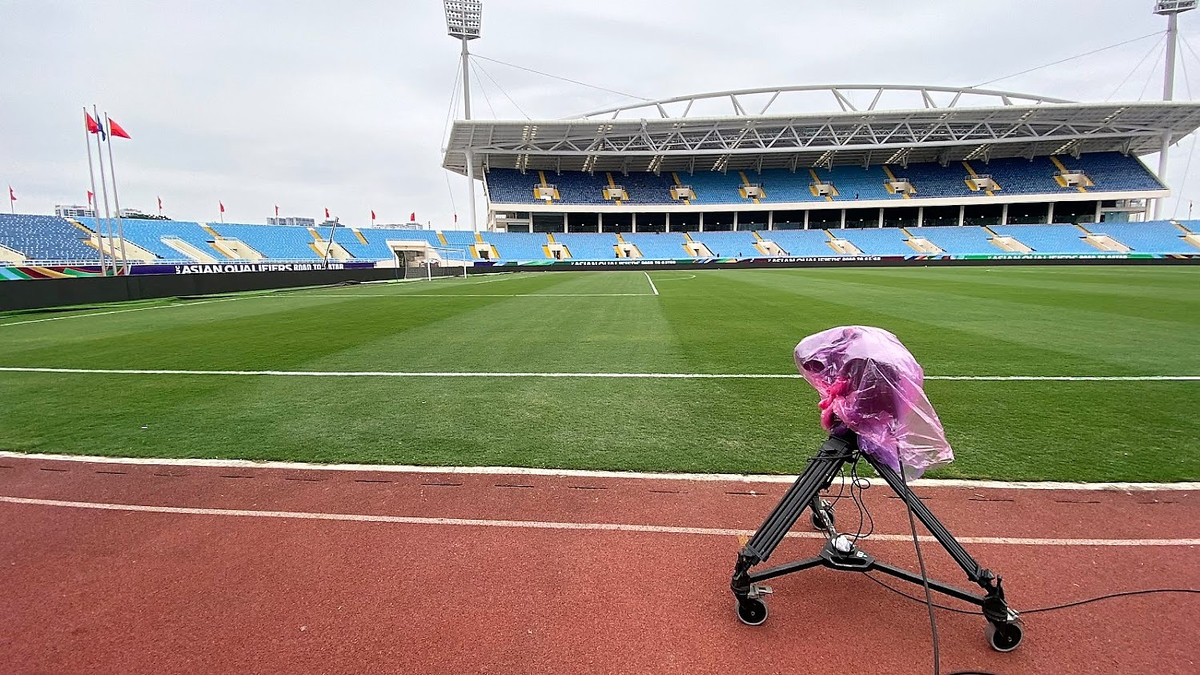 Dù vậy, để chuẩn bị cho trận Việt Nam - Trung Quốc, đơn vị thi công sửa chữa và Ban quản lý Khu liên hợp thể thao quốc gia đã bàn giao một số hạng mục quan trọng để phục vụ trận đấu như: mặt sân, khán đài, phòng chức năng quan trọng…