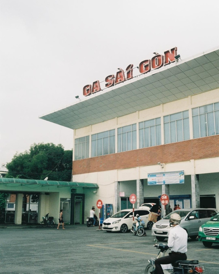 Đây đúng nghĩa là một hành trình thú vị dành cho ai muốn thử đi tàu hỏa nhưng lại ngại đi quá xa và muốn đi trong ngày để có ảnh đẹp trên tàu.