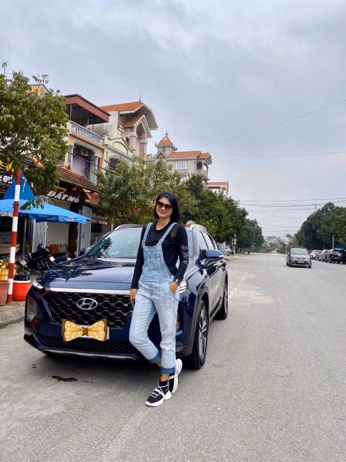 Cựu tuyển thủ Việt Nam như lột xác khi mặc bikini nóng bỏng. Rất nhiều bình luận khen ngợi Kim Huệ giữ được vẻ đẹp và thân hình cân đối dù đã nghỉ thi đấu từ nhiều năm nay.