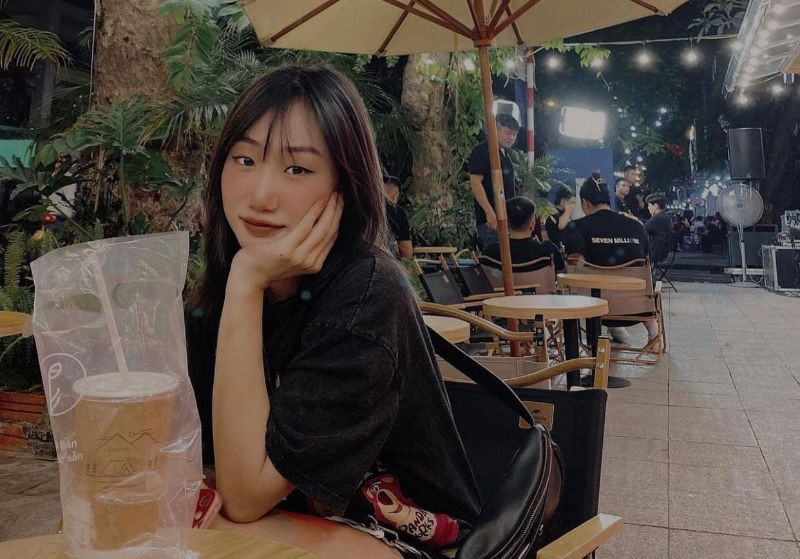 Tại ASIAD 19 diễn ra hồi tháng 9 tại Hàng Châu (Trung Quốc) vừa qua, Phương Nhi không giành huy chương ở bài thi nam quyền (trong nội dung kết hợp nam quyền - nam đao của nữ).