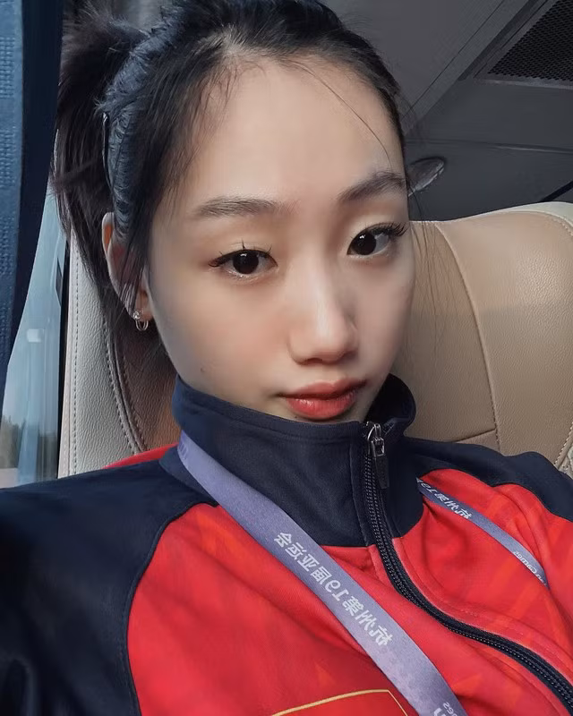 Mới đây, cái tên Đặng Trần Phương Nhi được nhiều NHM thể thao nước nhà nhắc đến khi cô nàng xuất sắc giành 2 tấm HCV cho đoàn thể thao Việt Nam tại giải vô địch thế giới 2023.