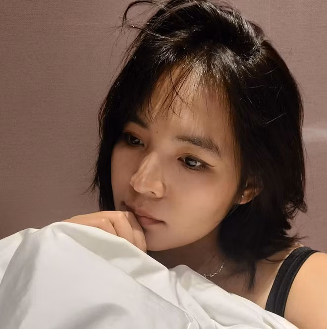 Tính đến nay, nữ cơ thủ người Campuchia chinh phục được hơn 20 danh hiệu lớn nhỏ và xếp thứ hai thế giới nội dung carom 3 băng.