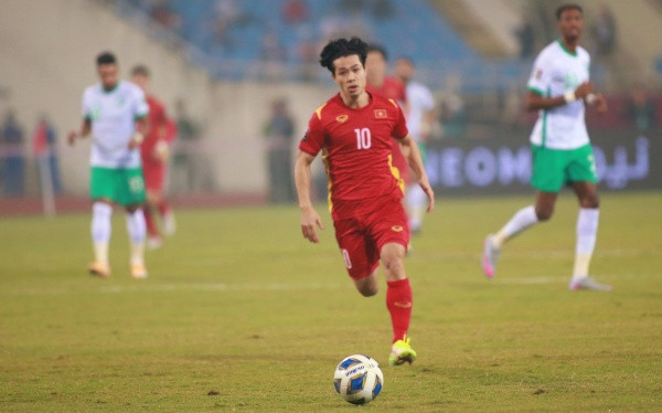 Thua toi thieu truoc A Rap Xe-ut, doi tuyen Viet Nam chua co diem-Hinh-7